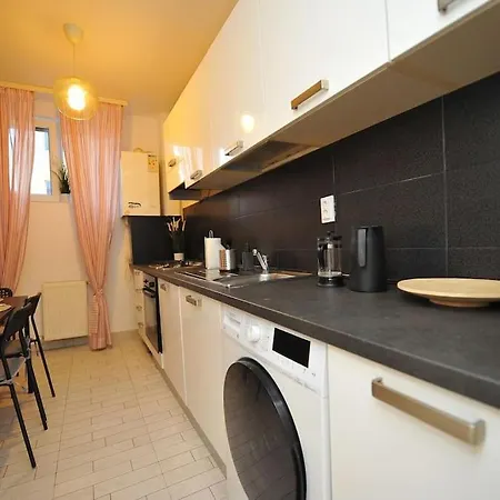 Excellent Price For A Family Or Group Of Travelers *