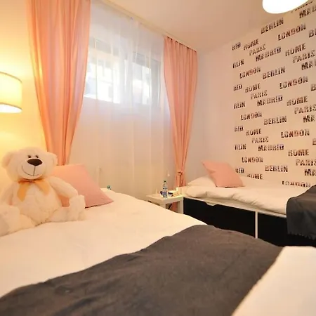 Appartement Excellent Price For A Family Or Group Of Travelers Bucarest